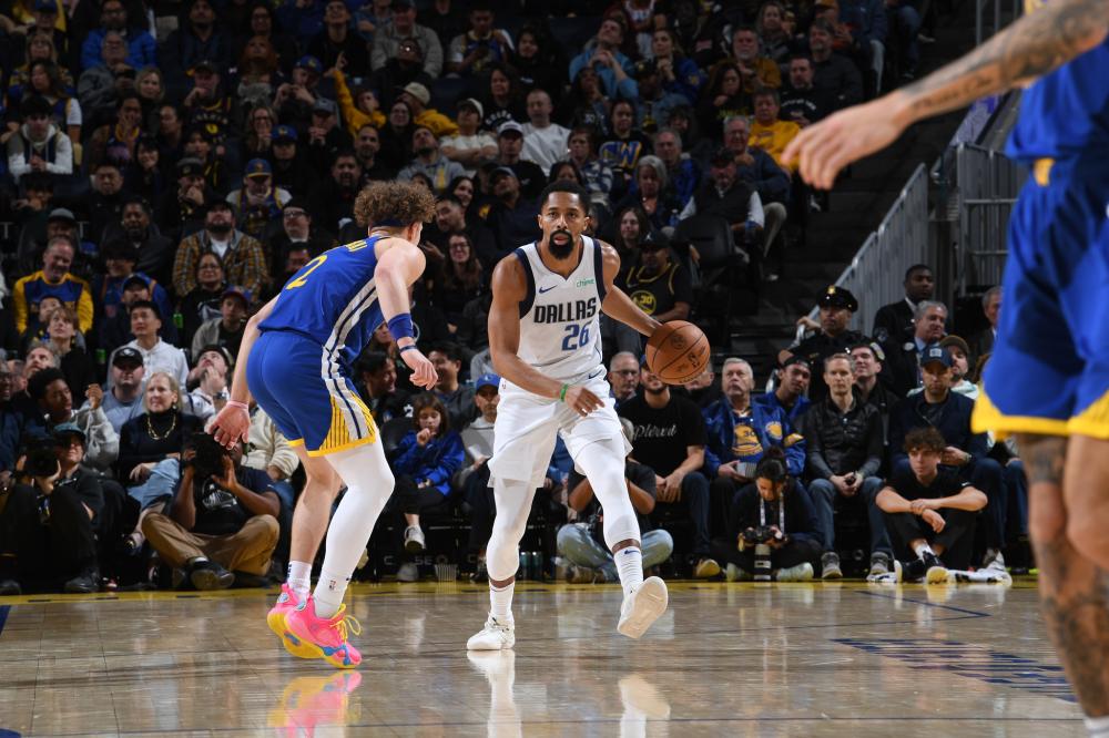 硬生生拖住 硬生生拖住